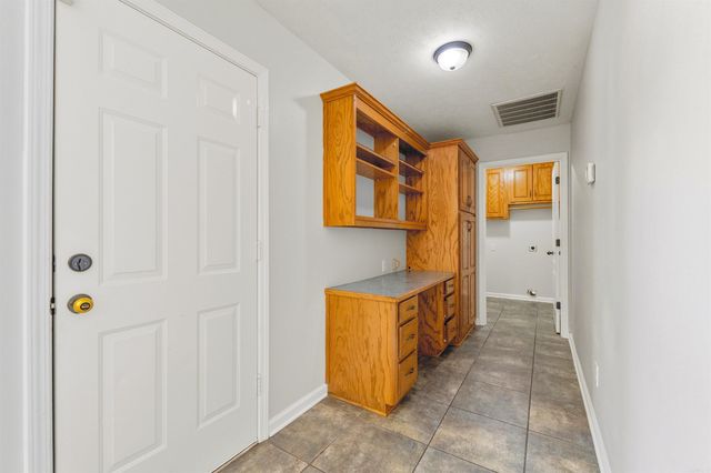 240 Plum Dr., Austin, AR 72007