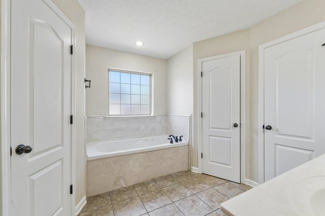 240 Plum Dr., Austin, AR 72007