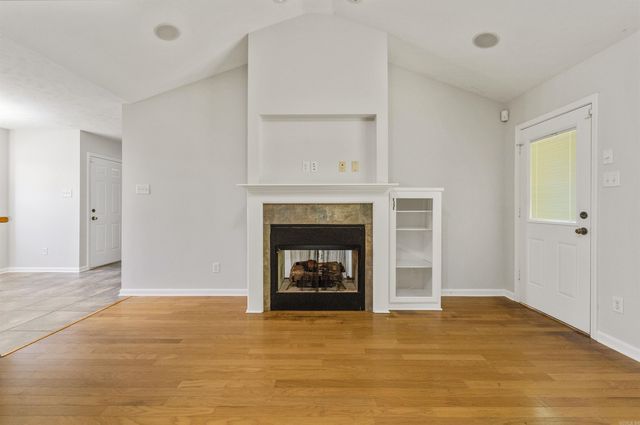 240 Plum Dr., Austin, AR 72007