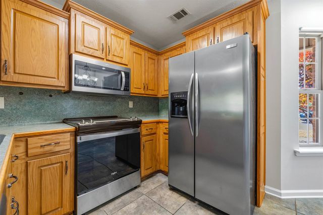 240 Plum Dr., Austin, AR 72007