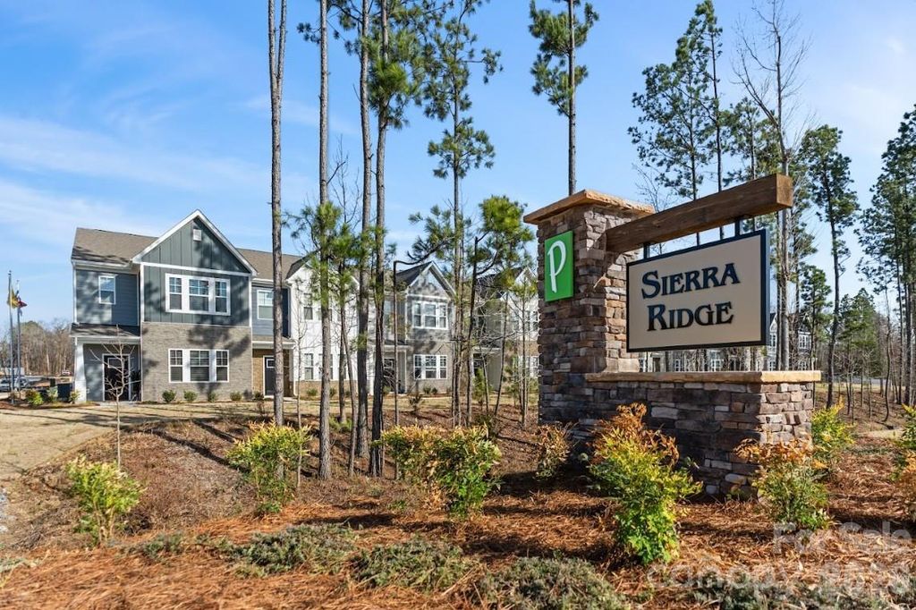 4128 Olympus Avenue 304, Gastonia, NC 28052