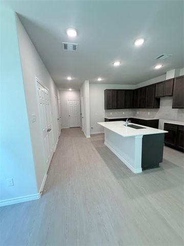 9026 Madera Road A, Houston, TX 77078