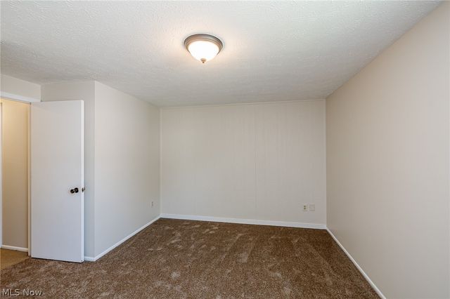 13748 Oakbrook Drive 13748, North Royalton, OH 44133