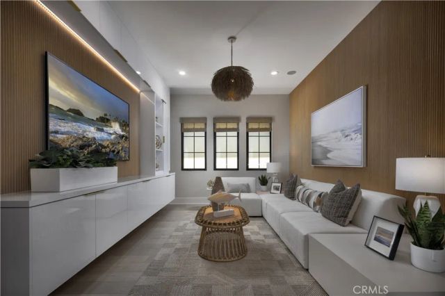 521 Blackberry, Irvine, CA 92602