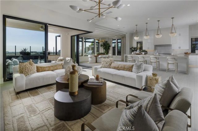 521 Blackberry, Irvine, CA 92602