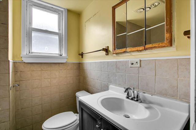 12337 S Emerald Avenue, Chicago, IL 60628