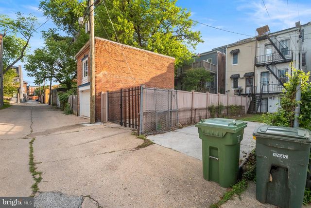 3212 AUCHENTOROLY TER, Baltimore, MD 21217