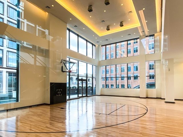 133 Seaport Blvd 1902, Boston, MA 02210