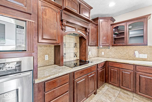 1263 Birchwood Way, Greenwood, IN 46143
