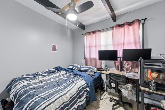 4103 W PEARL AVENUE, Tampa, FL 33611