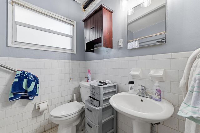 4103 W PEARL AVENUE, Tampa, FL 33611