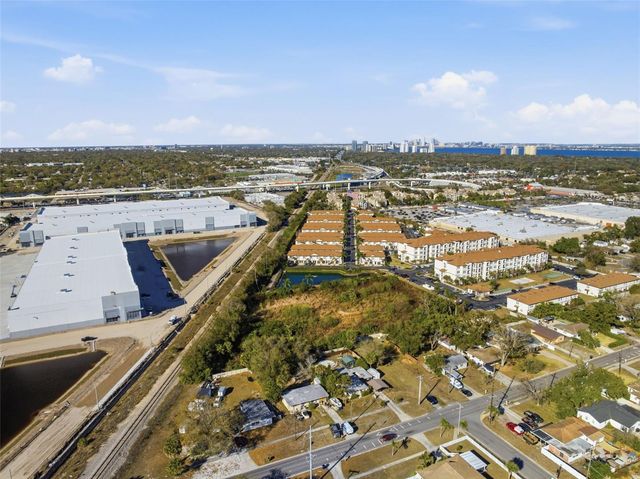 4103 W PEARL AVENUE, Tampa, FL 33611