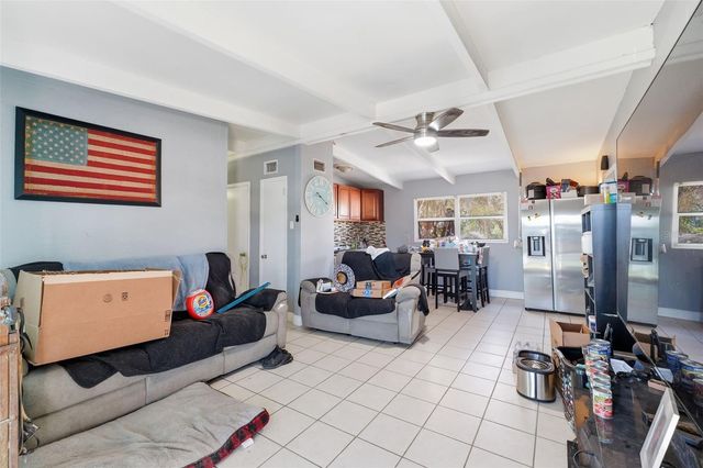 4103 W PEARL AVENUE, Tampa, FL 33611