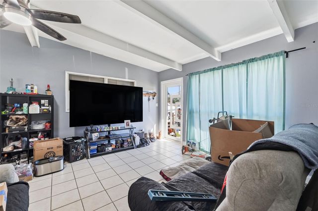 4103 W PEARL AVENUE, Tampa, FL 33611