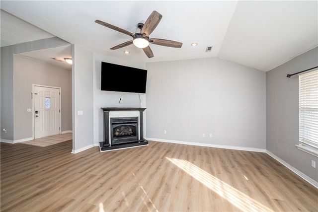 6008 David Drive, Siloam Springs, AR 72761