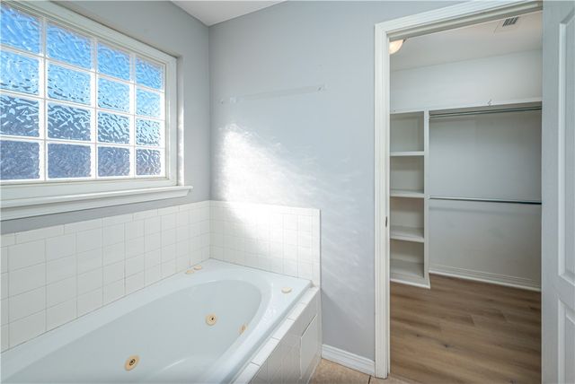 6008 David Drive, Siloam Springs, AR 72761