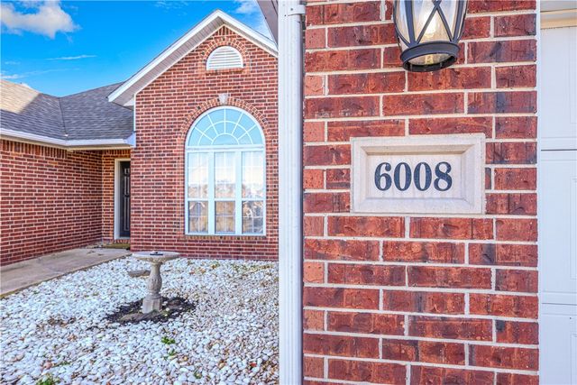 6008 David Drive, Siloam Springs, AR 72761