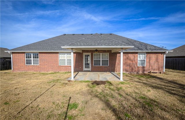 6008 David Drive, Siloam Springs, AR 72761