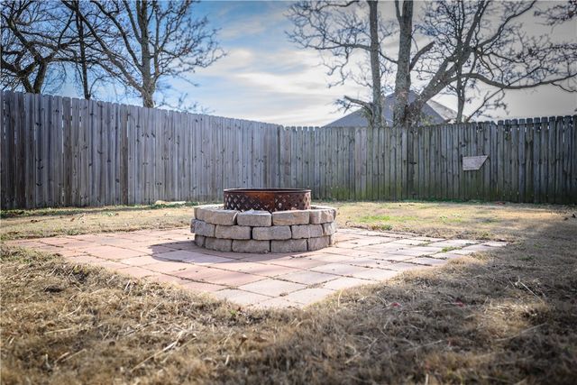 6008 David Drive, Siloam Springs, AR 72761