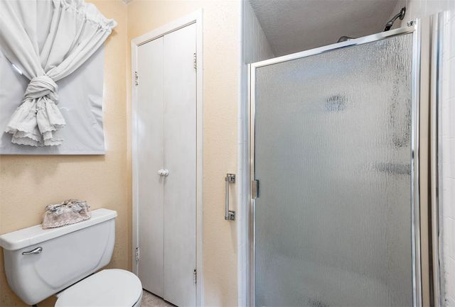 802 Voyager Drive, Houston, TX 77062