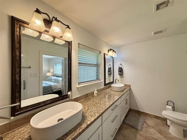 5454 Imogene Street, Houston, TX 77096
