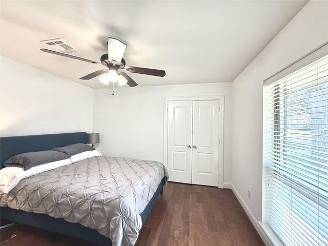 5454 Imogene Street, Houston, TX 77096