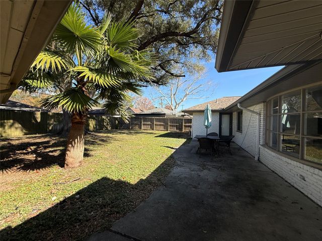 5454 Imogene Street, Houston, TX 77096