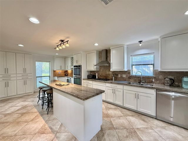 5454 Imogene Street, Houston, TX 77096
