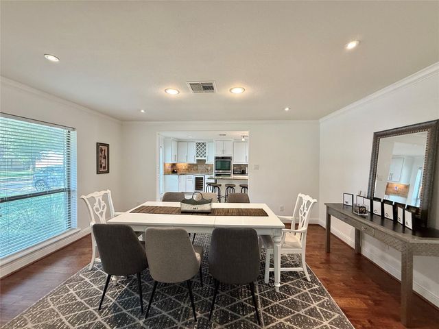 5454 Imogene Street, Houston, TX 77096