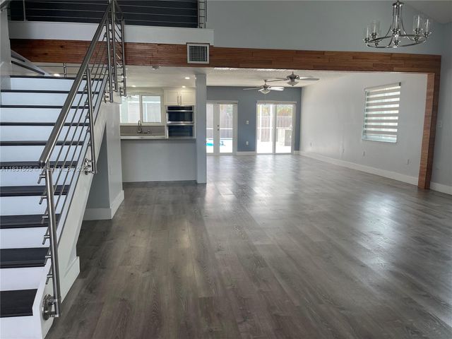 11123 SW 156th Ct, Miami, FL 33196