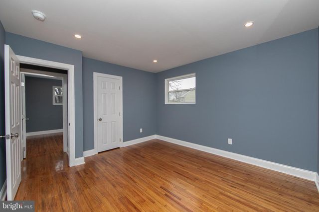 1108 LAUREL RD, Beverly, NJ 08010