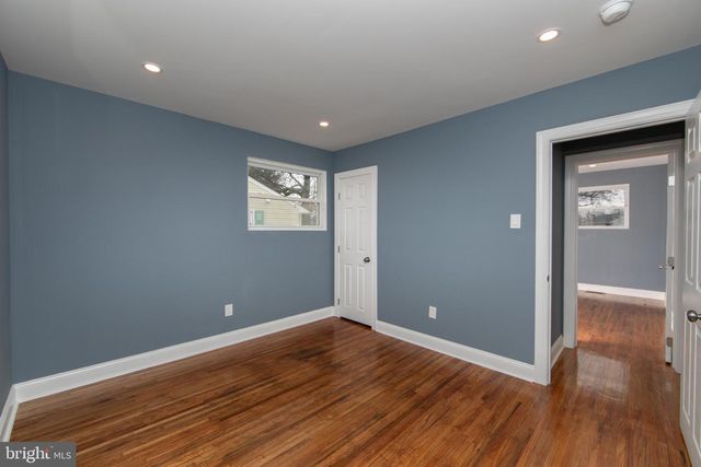 1108 LAUREL RD, Beverly, NJ 08010