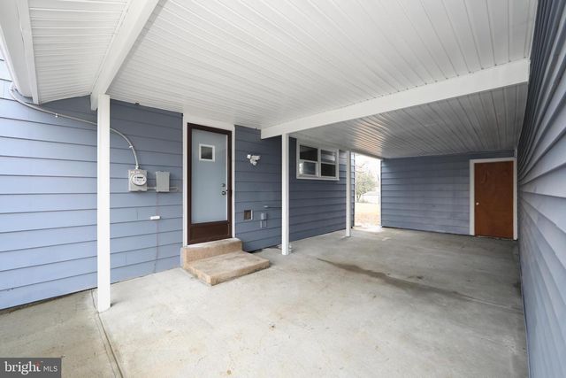 1108 LAUREL RD, Beverly, NJ 08010