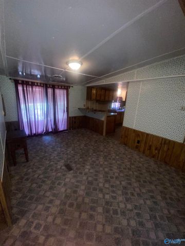 383 Section Mountain Road, Somerville, AL 35670