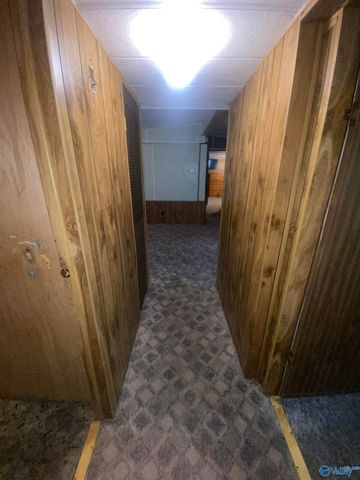 383 Section Mountain Road, Somerville, AL 35670