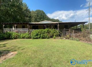 383 Section Mountain Road, Somerville, AL 35670