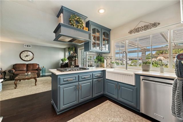 8310 Santiago, Jurupa Valley, CA 92509