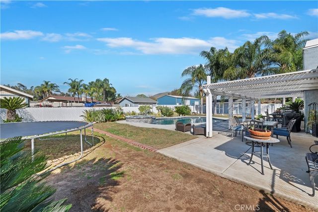 8310 Santiago, Jurupa Valley, CA 92509