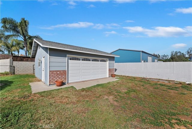 8310 Santiago, Jurupa Valley, CA 92509