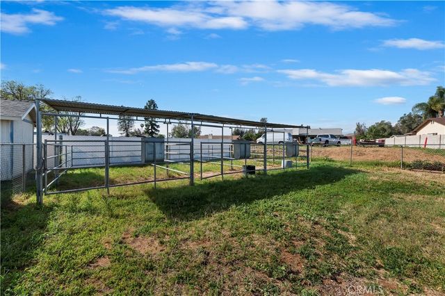 8310 Santiago, Jurupa Valley, CA 92509