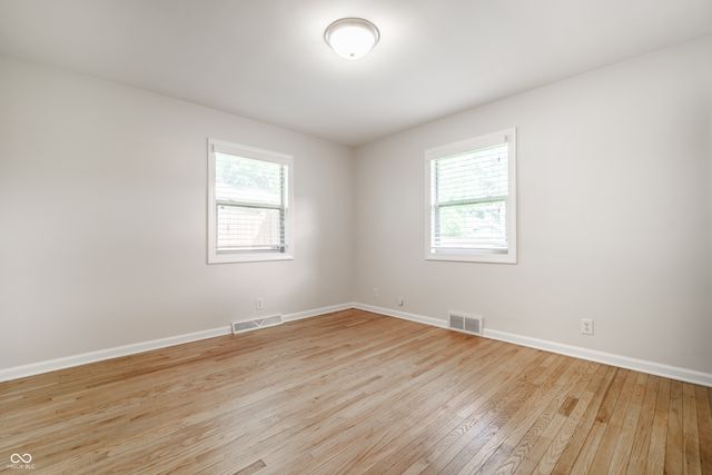 2880 Kessler Boulevard East Drive, Indianapolis, IN 46220