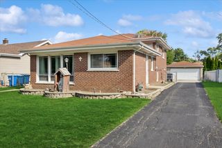 2243 S Wolf Road, Des Plaines, IL 60018
