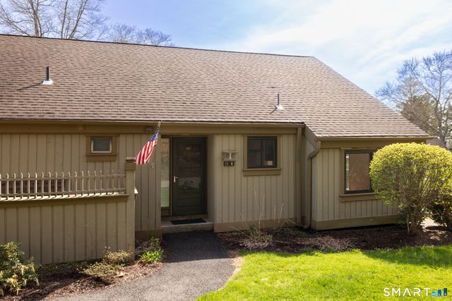 12 Heritage Village B, Southbury, CT 06488