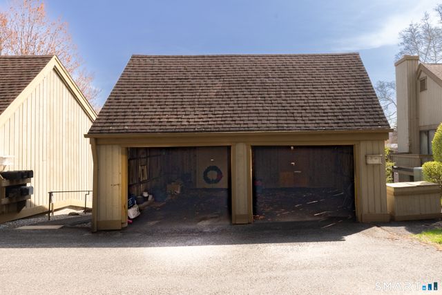 12 Heritage Village B, Southbury, CT 06488