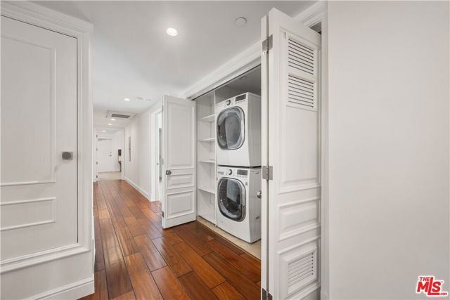 918 S Wooster Street 2, Los Angeles, CA 90035