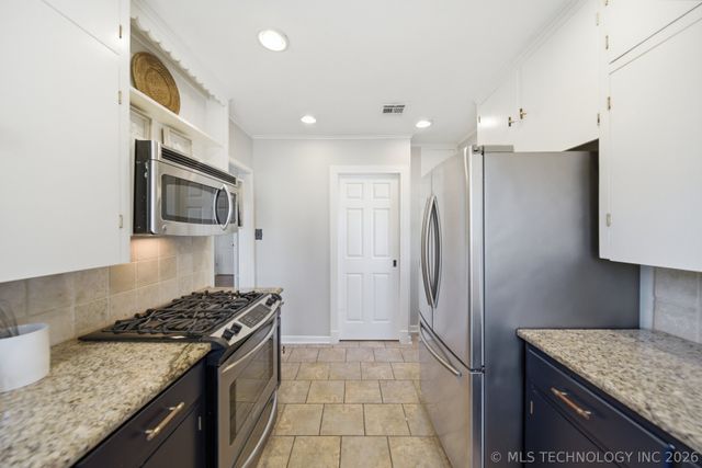 2511 E 17th Street, Tulsa, OK 74104