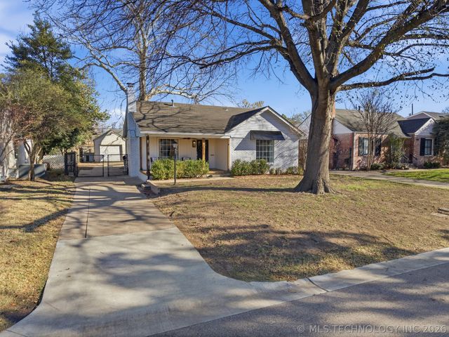 2511 E 17th Street, Tulsa, OK 74104