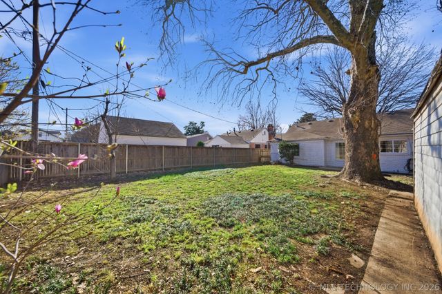 2511 E 17th Street, Tulsa, OK 74104