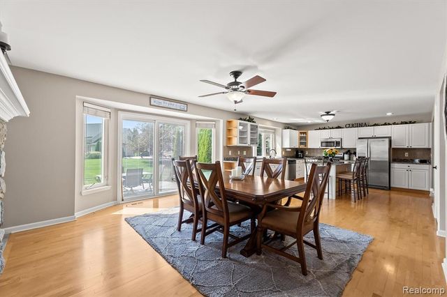 16016 Berry Lane, Macomb, MI 48044
