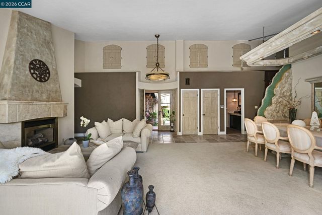 490 St Marys Rd, Lafayette, CA 94549